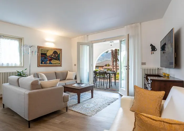 Apartament Fiori Pool-gartenwohnung